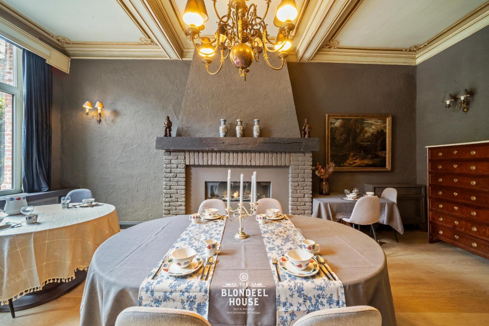 Bed & Breakfast The Blondeel House Brugge Center Eksteriør billede